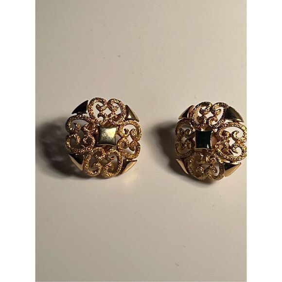 Vintage Avon Choker Necklace w/ Matching Clip On Earring Set in Brushed Goldtone - Picture 8 of 13